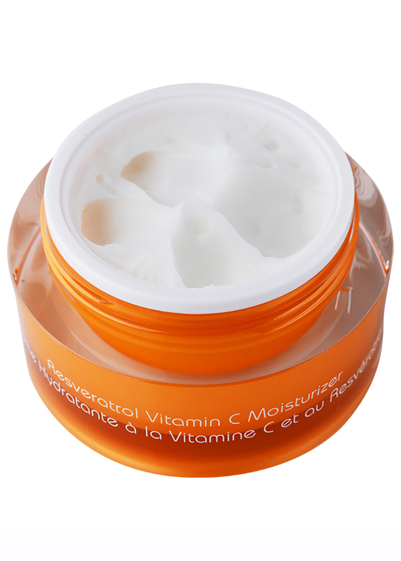 Vine Vera Resveratrol Vitamin C Moisturizer with it's lid removed